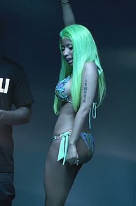 Green Haired Nicki Minaj In A Bikini Pic