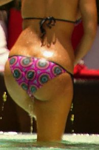 Kourtney Kardashian Wet Bikini Ass
