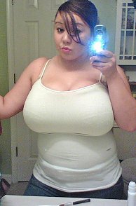 Plump Girlfriend With Biggies In Tight Top Selfie