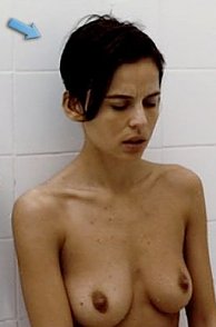 Celeb Actress Showing Her Titties On Screen
